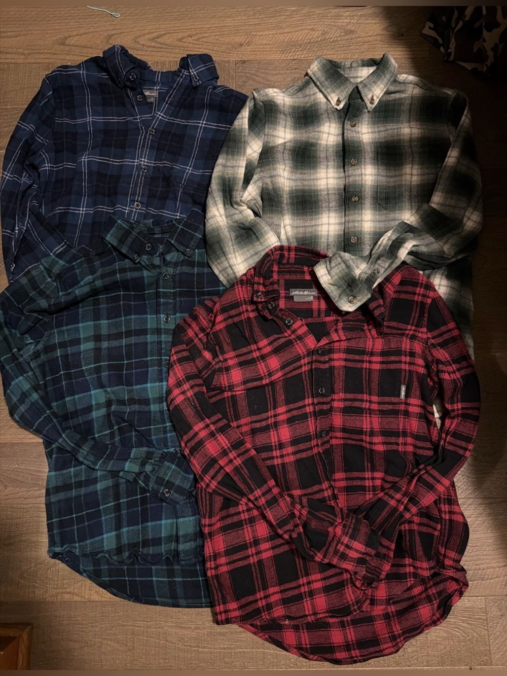 Eddie Bauer Men's Flannel Lot of 4 Size Small EUC